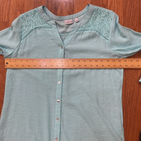Woman’s top Size XL Button Down Lace Eyelet Ruffle Sleeve Romantic Guazy Aqua Bl - Picture 2 of 12